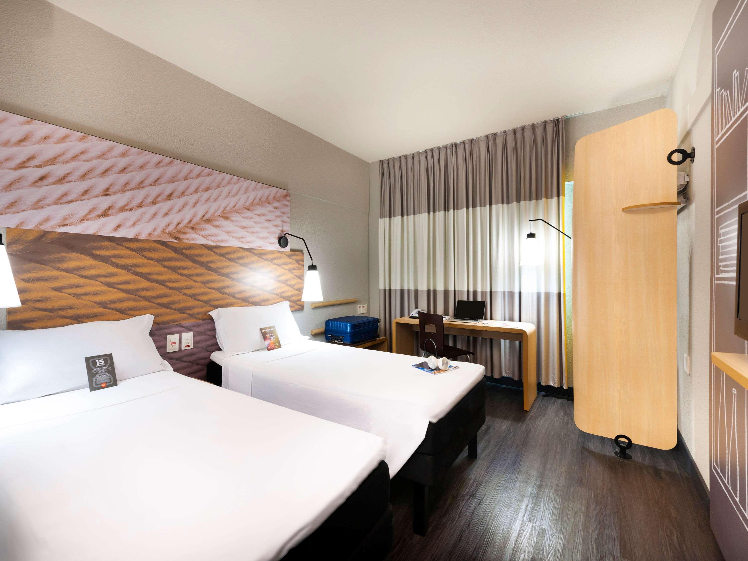 Ibis Hotel 3*